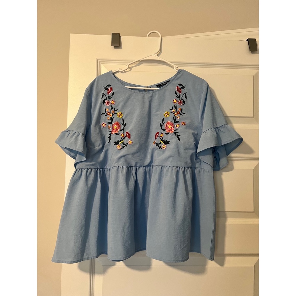 SHEIN Embroidered Floral Shirt